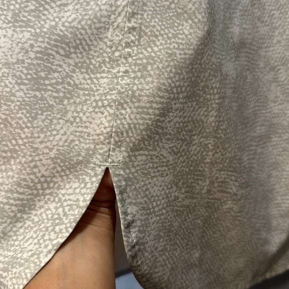 Athleta Snakeskin Print Crew Sleeveless Top size M - Picture 6 of 10